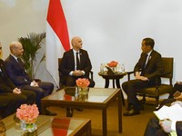 Di Balik Jersey Bernomor 21 dari FIFA untuk Jokowi