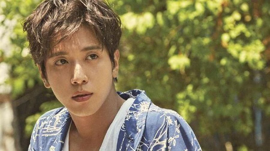 Vokalis band pop dan rock asal Korea, CNBLUE, Jung Yong Hwa baru saja menyelesaikan wajib militer.