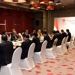 Jokowi di KTT ASEAN: RI Tolak Limbah Sampah dari Luar Negeri!