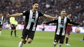 Newcastle United mengalahkan tuan rumah West Ham United 3-2. (Daniel Hambury/PA via AP)