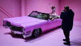 Pameran ini buka mulai 1 November 2019 sampai 2 Februari 2020 setiap hari, mulai dari Senin sampai Minggu. (AFP/Ina Fassbender)
