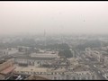 VIDEO: New Delhi Diselimuti Kabut Asap, Sekolah Diliburkan