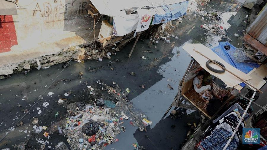 Melihat potret pemukiman Jati Bunder Kebon Melati yang kumuh.