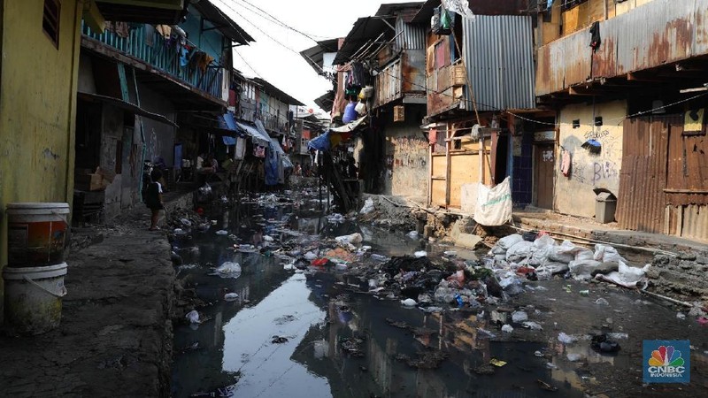 Melihat potret pemukiman Jati Bunder Kebon Melati yang kumuh.