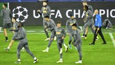 Dalam laga menjamu Borussia Dortmund pada matchday ketiga Liga Champions, yang berlangsung 24 Oktober, Inter meraih kemenangan 2-0. Dortmund pun bertekad revans atas kekalahan tersebut. (AP Photo/Martin Meissner)