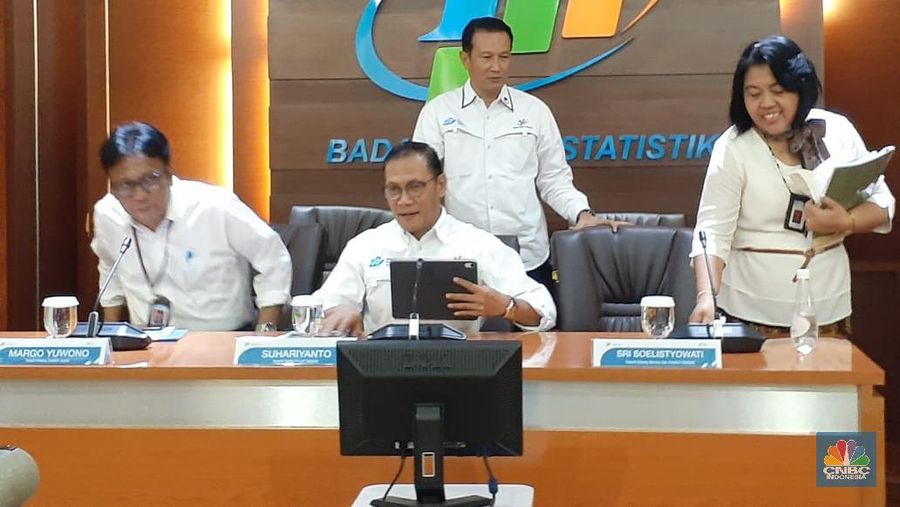 Empat sektor lapangan usaha penopang PDB RI (Industri, Pertanian, Jasa dan Konstruksi) tumbuh melambat membuat ekonomi RI mentok 5,02%