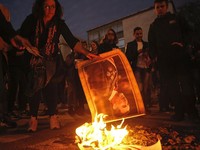 Tuntut Bebas dari Spanyol, Catalunya Bakar Foto Raja Spanyol