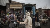 Namun angka ini diperkirakan akan menurun dengan meningkatnya aturan di perbatasan yang diberlakukan negara Eropa serta beberapa negara yang dilewati imigran seperti Ethiopia. (AP Photo/Nariman El-Mofty)
