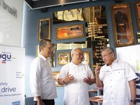 Indra Baruna Mundur Sebagai Presiden Direktur Asuransi Tugu