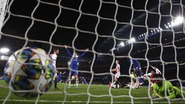 FOTO: Chelsea vs Ajax, Cerita Delapan Gol dan Dua Kartu Merah