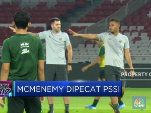 PSSI Pecat Simon Mcmenemy