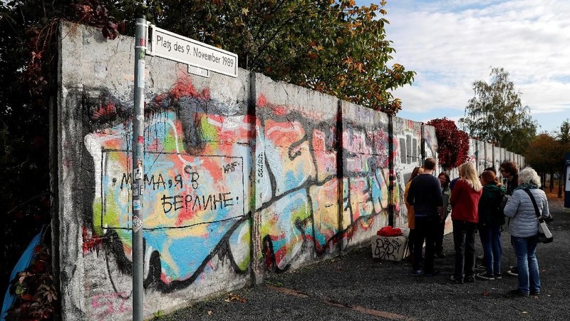 Tembok Berlin yang runtuh 30 tahun lalu pernah menjadi pemisah dari negara Jerman setelah Perang Dunia II.