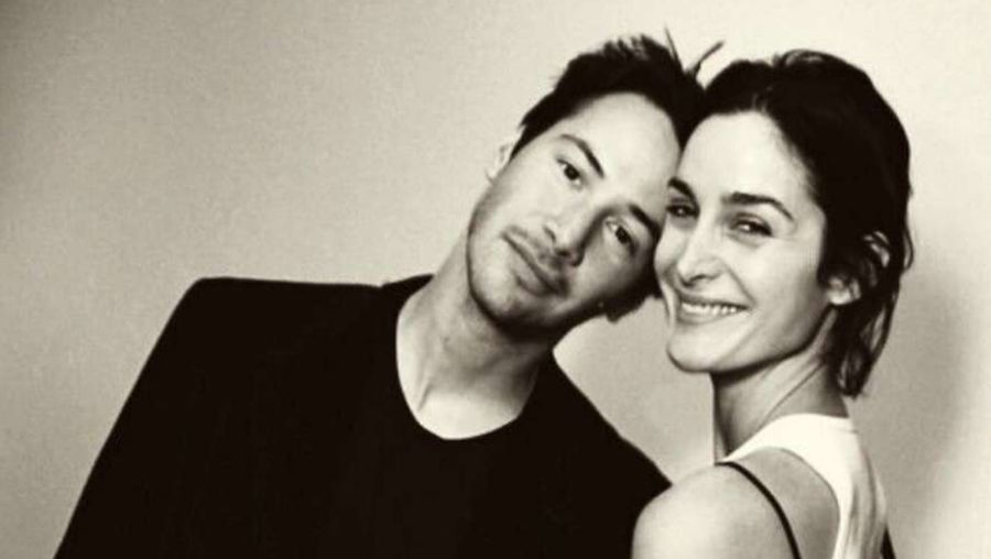 Puluhan tahun menyendiri, Keanu Reeves akhirnya membuka hubungan asmaranya ke publik. Berikut adalah perjalanan cinta Keanu Reeves sebelum bertmu Alexandra