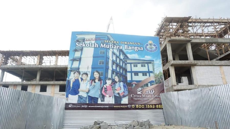 Citra Maja Raya merupakan proyek joint operation antara Hanson Internasional dengan Grup Ciputra.