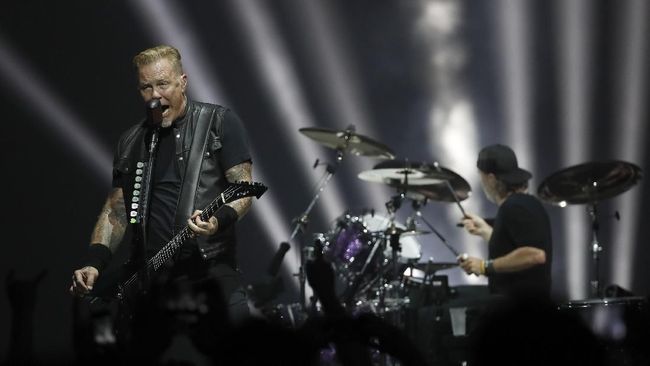 Metallica Rilis Wiski yang Diproses Khusus