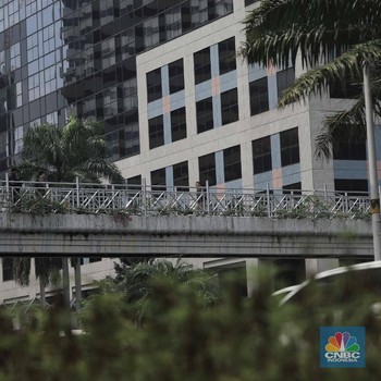 Ini JPO Sudirman yang Viral Gegara Atapnya Dicopot