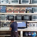 Fenomena Toko Elektronik Bak 'Kuburan', Ternyata Ini Sebabnya