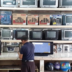 Fenomena Toko Elektronik Bak 'Kuburan', Ternyata Ini Sebabnya
