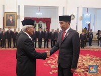 Pahlawan Nasional Baru: Dari Menkeu Pertama Hingga Jurnalis