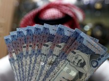 Aksi 'Buang' Dolar AS Bikin Kurs Riyal Arab Saudi Anjlok 1%