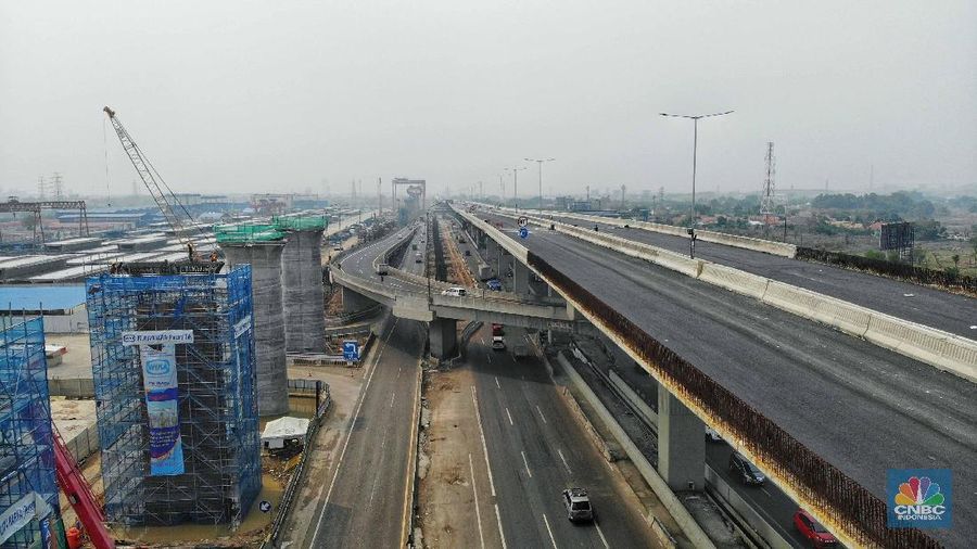 Rencannya Presiden Joko Widodo akan meresmikan jalan Tol Jakarta-Cikampek (Japek) II Elevated itu besok, Kamis (12/12/2019).