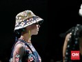 FOTO: Biyan dan Bunga Warna-warni dari London
