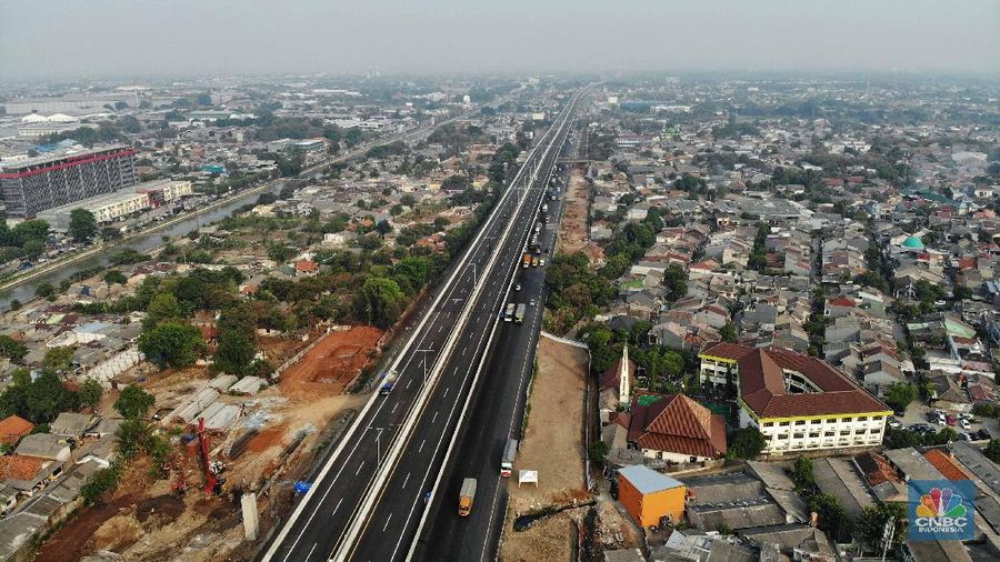 Tol japek yang sudah dioperasikan sebagian konstruksinya didesain bergelombang
