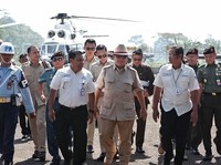 Demi 'Food Estate' Prabowo, Pindad Produksi Excava & Heli