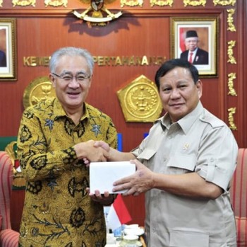 Menhan Prabowo Terima Kunjungan Dubes Jepang Hingga Inggris