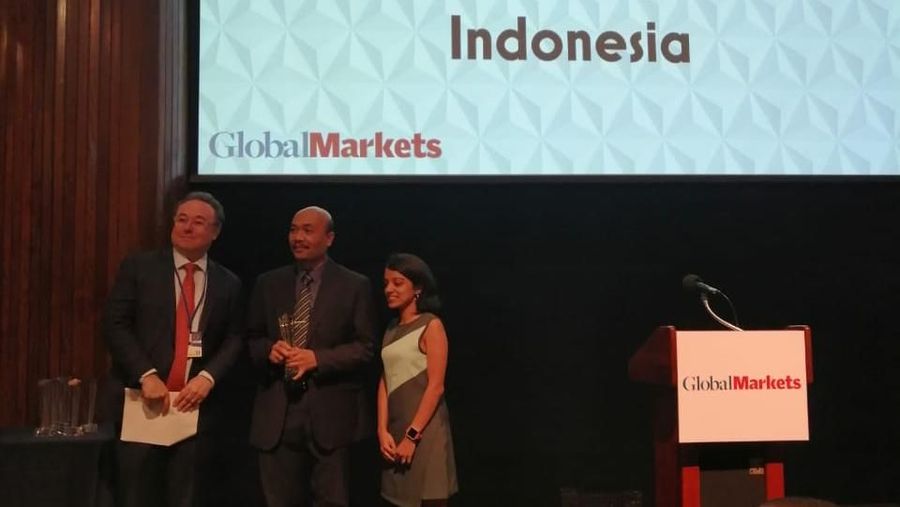 Pemerintah RI meraih penghargaan sebagai Public Debt Management Office of the Year