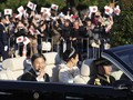Warga Jepang Mulai Berkumpul Jelang Parade Kaisar Naruhito