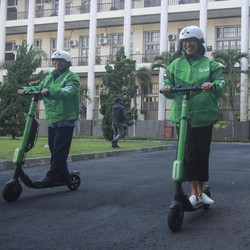 Cegah Korban Berikutnya, Ini Cara Aman Kendarai GrabWheels!