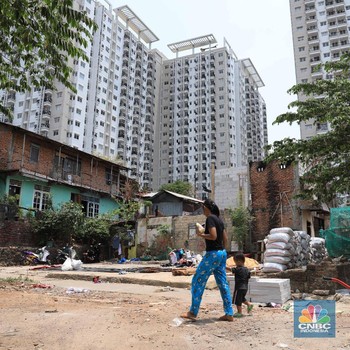 Terimpit Apartemen, Begini Suasana Miris Kampung Cawang