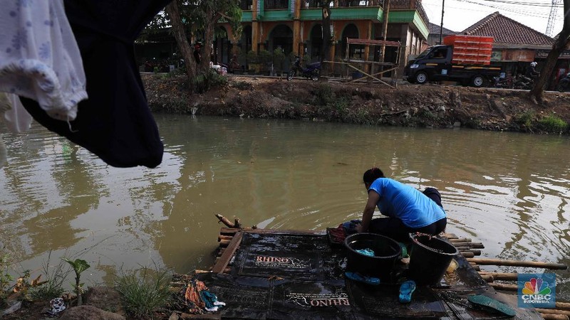 Warga setempat sudah terbiasa dengan kondisi tersebut.