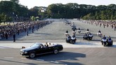 Diprediksi sekitar 50 kendaraan mengikuti parade bersejarah ini. (Shigeyuki Inakumao/Kyodo News via AP)