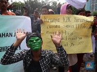 Rekening Diblokir, Buruh PT Palma Satu Geruduk Kantor KPK