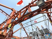 Digerogoti Utang & Skandal Korupsi, Saham BUMN Karya Longsor