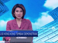 Polisi Hong Kong Terekam Tembak Demonstran