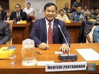 Mau Bikin Drone, Prabowo Terbang ke Abu Dhabi