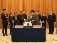 PGN & Sinopec Tanda Tangan Perjanjian, RI Ekspor LNG ke China