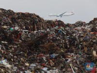 Potret Pemukiman Kampung TPA Sampah Rawa Kucing