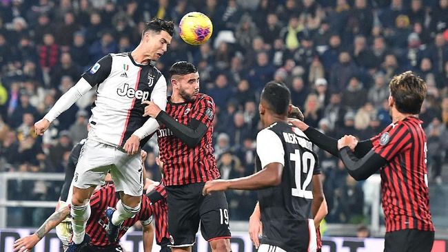 Sarri Senang Ronaldo Kecewa karena Ditarik Keluar