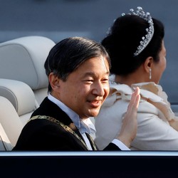 Alasan Kaisar Jepang Bermalam Dengan Dewi, Berbiaya Rp 350 M