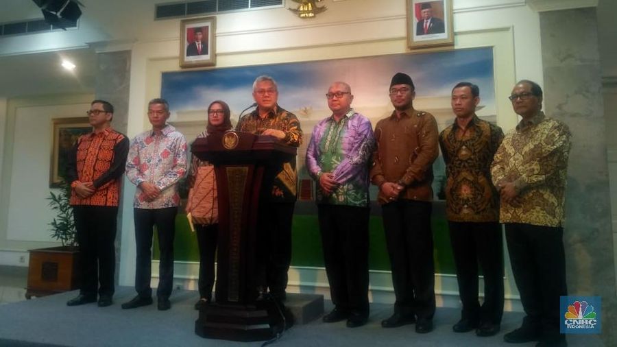 KPU menemui Jokowi di Istana Merdeka hari ini.