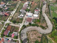 Jorok, Sampah Plastik Mengular Penuhi Kali Jambe