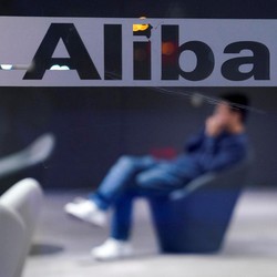 Pernah Batal Masuk Gojek, Alibaba Mau Suntik Grab Rp 44,4 T