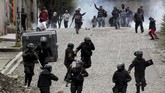 Morales akhirnya sepakat untuk mundur di tengah krisis politik yang menimpa Bolivia. Ia pun diketahui meminta suaka politik kepada Meksiko. (AP Photo/Juan Karita)