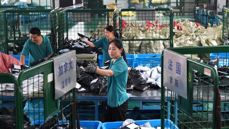Pada Senin 11/11/2019 atau singles day penjualan ritel Tiongkok, Alibaba Group Holding Ltd, mencapai rekor US$ 38,4 miliar atau Rp 539 triliun dalam sehari