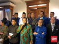 Zulhas ke Bamsoet: Salam Sejahtera Calon Ketua Umum Golkar