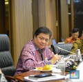 Airlangga Rekrut 4 Stafsus, 6 Ahli & 5 Tim Asistensi, Banyak!